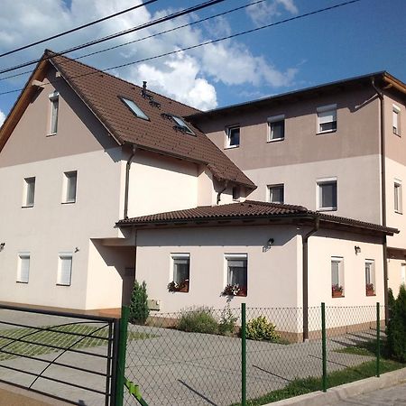 Bella Apartman Balatonfüred Szoba fotó